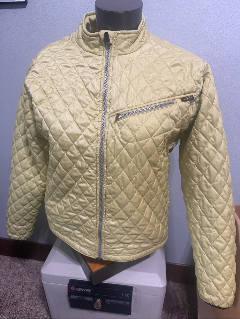 Obermeyer Women’s Quilted Lightweight Women's Jacket in Pale Yellow